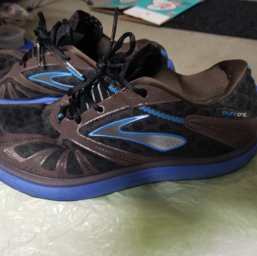 Reebok size 8